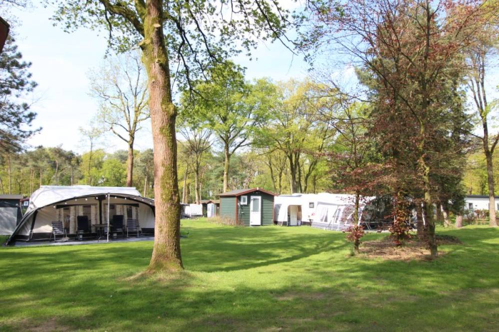 Seizoenplaatsen met privé sanitair